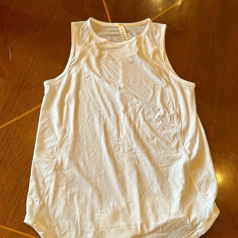 Perfect condition Lululemon tank